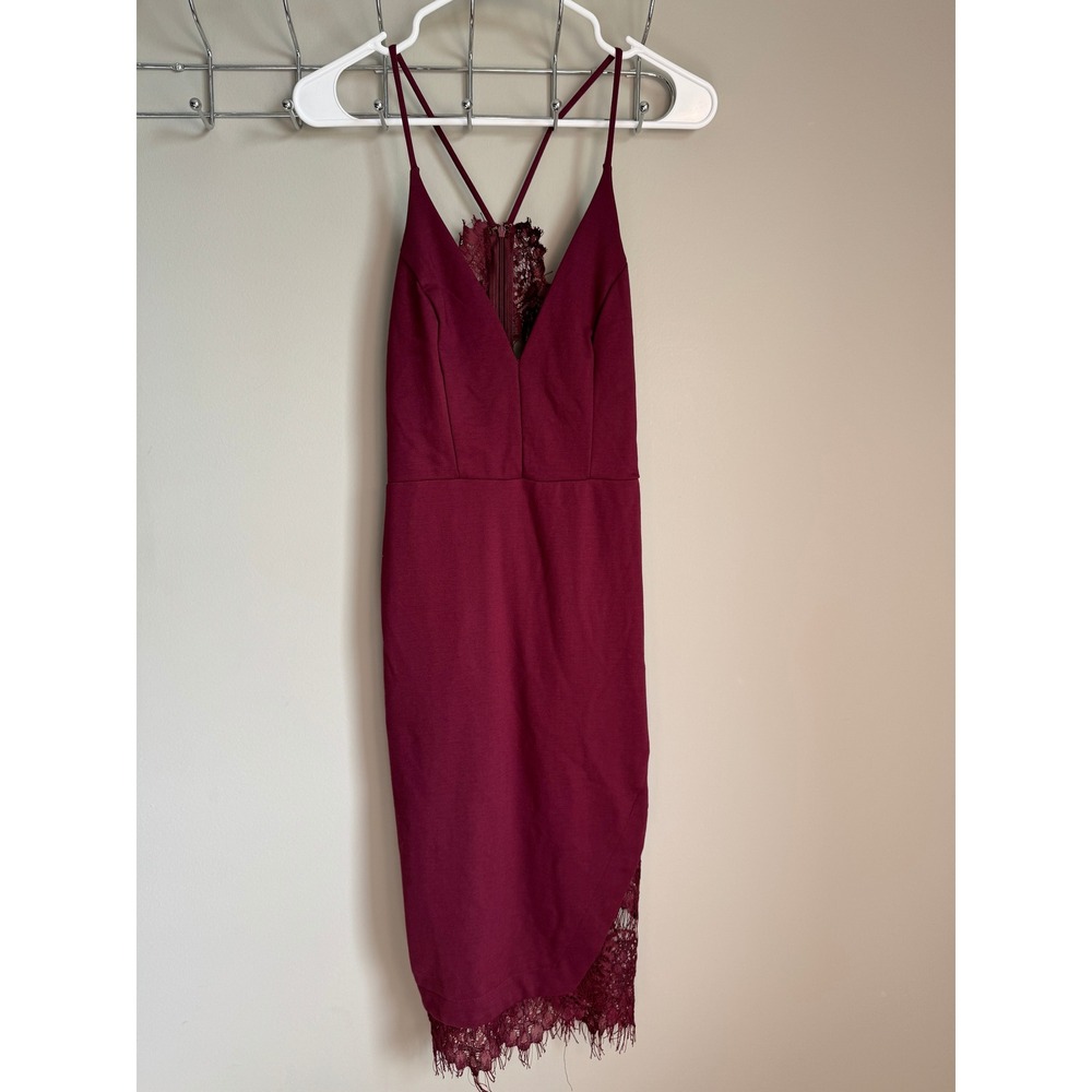 ASTR THE LABEL Lace Trim Bodycon Dress Womens S Burgundy Wine Cocktail Party